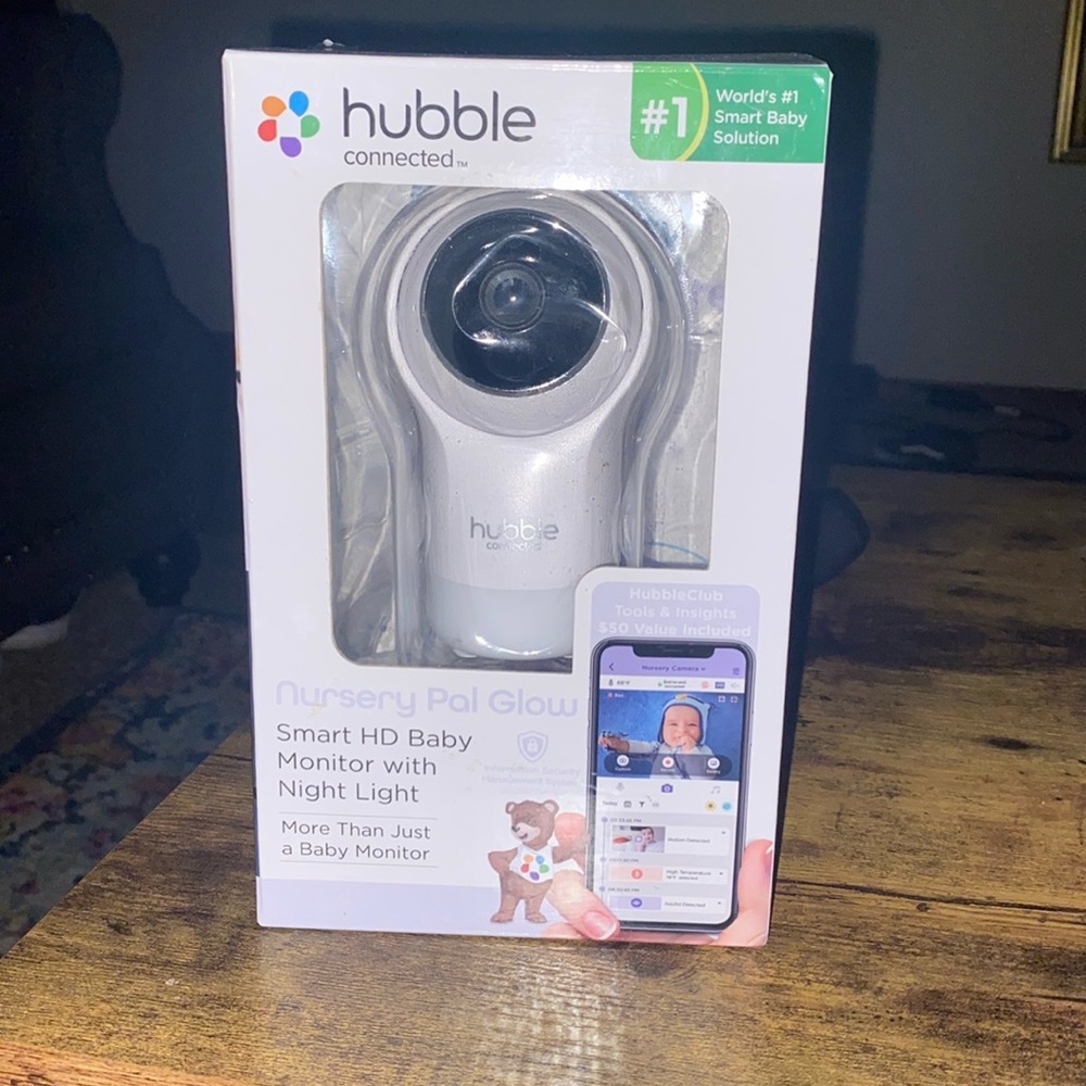 Hubble, nursery pal glow baby video monitor.  In original box.